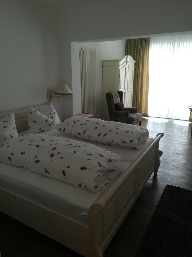 Hotel Schlossgarten Gladenbach ภายนอก รูปภาพ